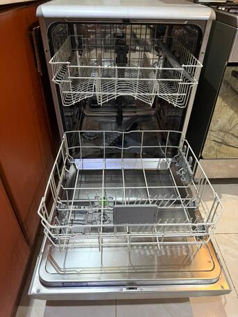 Al Malqa, Heavy Equipment, SAR 250,  Beko Dishwasher - V. Good Condition