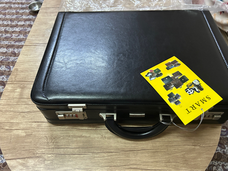 Jubail, Household Items, SAR 250,  Leather Brifcase/ Attach?/ Suitcase