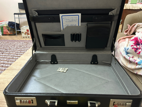 Jubail, Household Items, SAR 250,  Leather Brifcase/ Attach?/ Suitcase