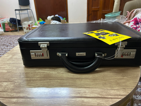 Jubail, Household Items, SAR 250,  Leather Brifcase/ Attach?/ Suitcase