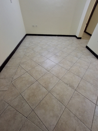 Hoora, Apartments/Houses, BHD 220/month,  2 BR,  2bhk 2bath 1hall Kitchen 220bd With Ewa In Hoora Near Tea House