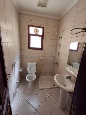 Hoora, Apartments/Houses, BHD 220/month,  2 BR,  2bhk 2bath 1hall Kitchen 220bd With Ewa In Hoora Near Tea House