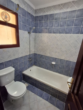 Hoora, Apartments/Houses, BHD 220/month,  2 BR,  2bhk 2bath 1hall Kitchen 220bd With Ewa In Hoora Near Tea House