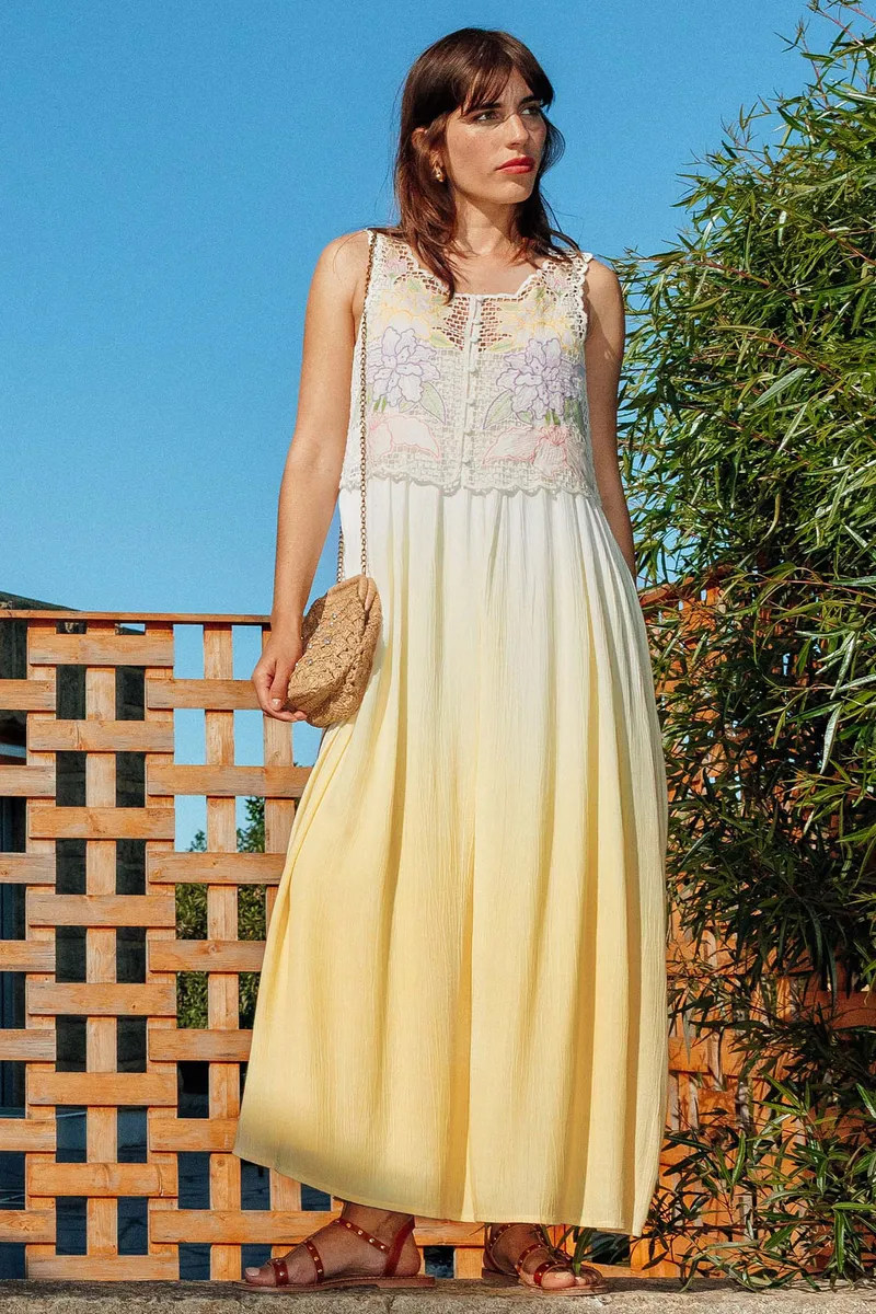 Frankfurt, Clothing & Accessories, Women&rsquo;s Clothing Supplier In India &ndash; Trusted Apparel Partner For Global Brands