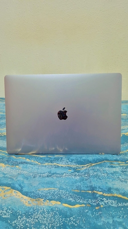 Yanbu, Computers, SAR 2250,  Macbook Pro 16" (2019) - I7 - 16gb Ram - 512gb - 4gb Card