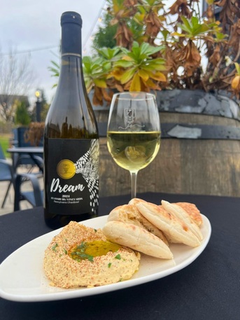 New York, Business, Evansburg Vineyards: A Premier Restaurant In Collegeville With Vineyard Views