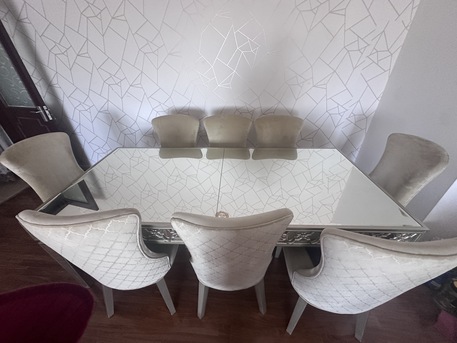 Manama, Furniture, BHD 1500,  8 Seater Dining Table - For Sale (negotiable )