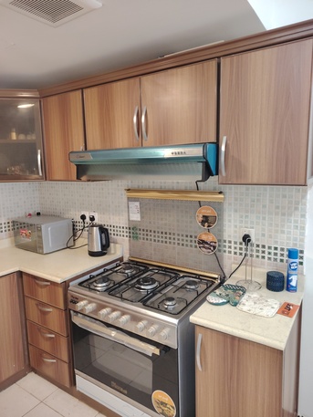 Khobar, Furniture, SAR 10,  3 Midea Split AC Units (18) Stove With Gas Cylinder Midea Automatic Washing Machine (6 Kg)