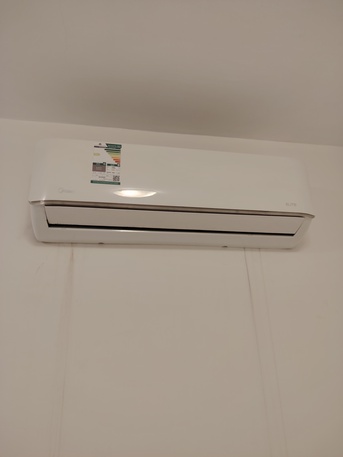 Khobar, Furniture, SAR 10,  3 Midea Split AC Units (18) Stove With Gas Cylinder Midea Automatic Washing Machine (6 Kg)