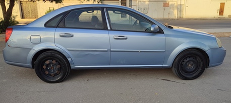 Riyadh, Vehicles, Cars & Trucks , SAR 12000,  Chevrolet Optra,  2011,  Automatic,  178000 KM,     Low Fuel Consumption
