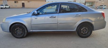 Riyadh, Vehicles, Cars & Trucks , SAR 12000,  Chevrolet Optra,  2011,  Automatic,  178000 KM,     Low Fuel Consumption