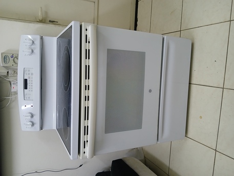 Khobar, Appliances, SAR 2600,  5 Burner Electric Owen Slightly Used In SAR 2600, Prince Of New Same Model Are SAR 4600