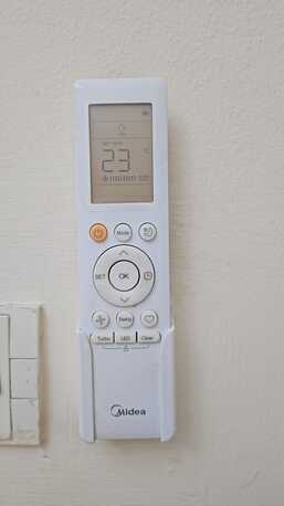 Hoora, Air Conditioners, BHD 135,  Midea Tropical Split Air Conditioner -3.0 Ton (new) Used Only 2.5 Years