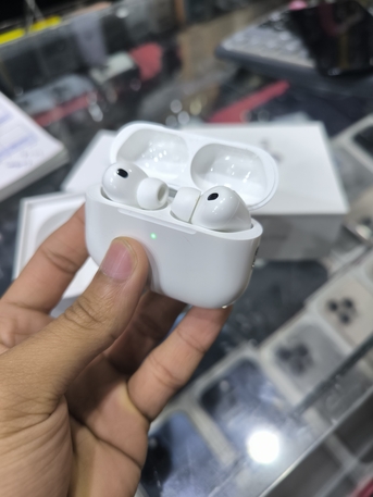 Riyadh, Mobile Phones, SAR 750,  Airpods Pro 3