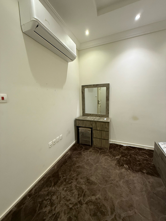 Al Aziziyah, Rooms for Rent, SAR 1100/month,  Furnished,  Aziziya Arbaen Near Al Rajhi Bank Signal