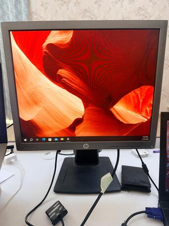 Riffa, Computers, BHD 8,  Good Condition HP Monitor On Sale