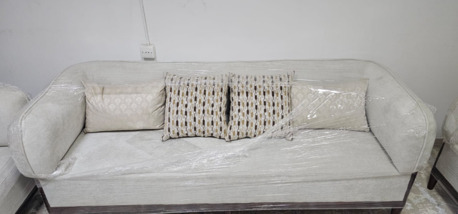 Al Murabba, Furniture, SAR 2100,  11 Seater ( 3 Large Sofas + 2 Single Chairs) With Comfortable Armchairs ​Still Wrapped In