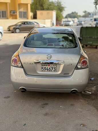 Manama, Vehicles, Cars & Trucks , BHD 1170,  Nissan Altima,  2010,  Automatic,  167568 KM,    Mid Option In Excellent Condition