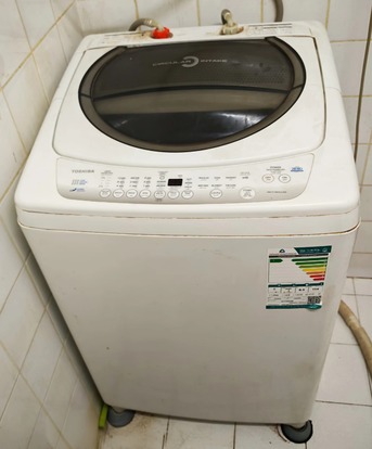 Riyadh, Household Items, Fridge, Washing Machine, Sofaset Etc