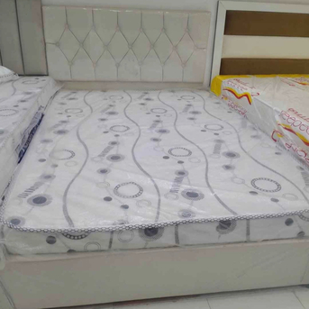 Jeddah, Furniture, SAR 3,  New Medium Size Bed With Mattress Available In Low Price