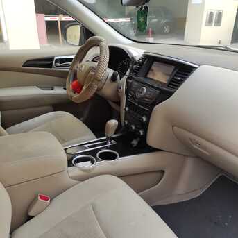 Juffair, Vehicles, Cars & Trucks , BHD 4000,  Nissan Pathfinder,  2015,  Automatic,  144000 KM,