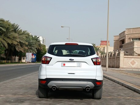 Manama, Vehicles, Cars & Trucks , BHD 3800,  Ford Escape,  2019,  Automatic,  125000 KM,  SINGLE OWNER AGENCY SERVICE