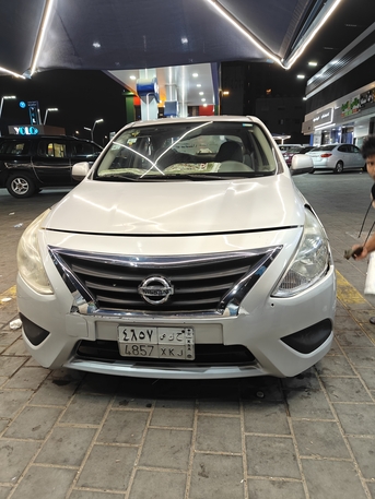 Jeddah, Vehicles, Cars & Trucks , SAR 17000,  Nissan Sunny,  2015,  Automatic,  298700 KM,   For Sell
