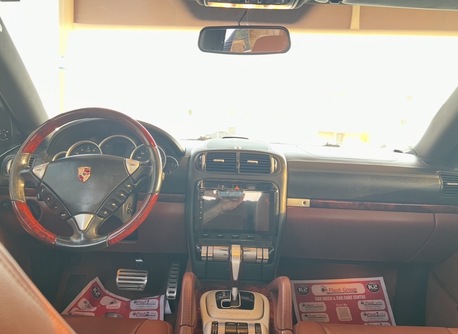 Manama, Vehicles, Cars & Trucks , BHD 1900,  Porsche Cayenne S,  2009,  Automatic,  160000 KM,   V8 4.8L