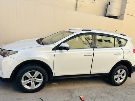 Jidhafs, Vehicles, Cars & Trucks , BHD 3800,  Toyota RAV4,  2014,  Automatic,  290000 KM,   For Sale