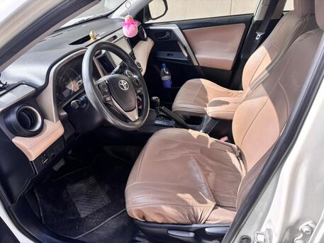 Jidhafs, Vehicles, Cars & Trucks , BHD 3800,  Toyota RAV4,  2014,  Automatic,  290000 KM,   For Sale