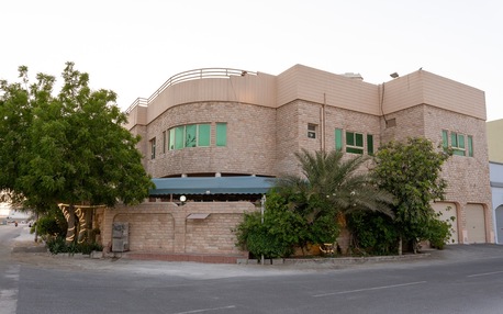 Galali, Villas, BHD 800,  Furnished,  450 Sq. Meter,  Premium Fully Furnished 4-Bedroom Corner Villa For Rent &ndash; Galali