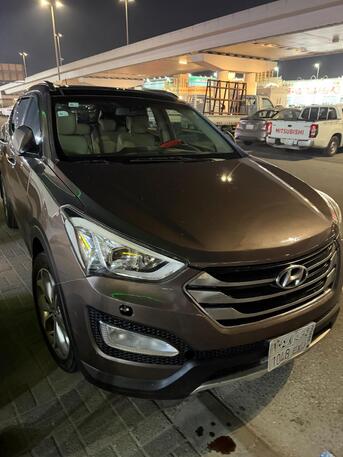 Dammam, Vehicles, Cars & Trucks , SAR 29000,  Hyundai Santa Fe,  2015,  Automatic,  312544 KM,    -  - Well Maintained - Dammam