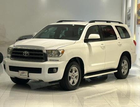 East Riffa, Vehicles, Cars & Trucks , BHD 4600,  Toyota Sequoia,  2010,  Automatic,  370000 KM,  TOYOTA SEQUIOA MODEL  FOER SALE