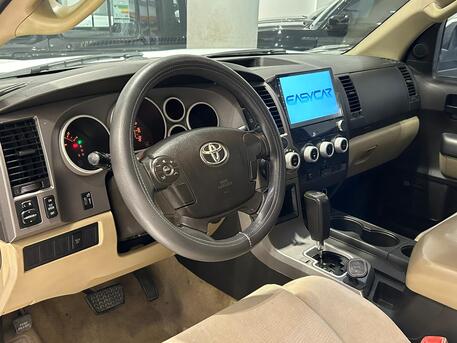 East Riffa, Vehicles, Cars & Trucks , BHD 4600,  Toyota Sequoia,  2010,  Automatic,  370000 KM,  TOYOTA SEQUIOA MODEL  FOER SALE