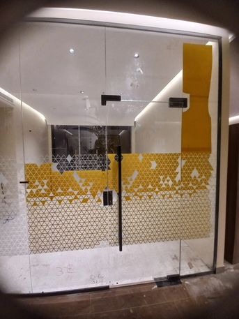 Jeddah, Construction, تركيب زجاج رملي (ساند بلاست) وتصاميم زجاج في 