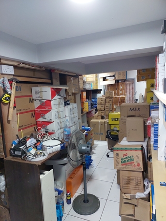 Muharraq, Shops, BHD 20000,  100 Sq. Meter,  Argent Sale For Buildring Materials Business