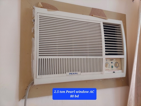 Manama, Air Conditioners, BHD 80,  Urgent Sale AC