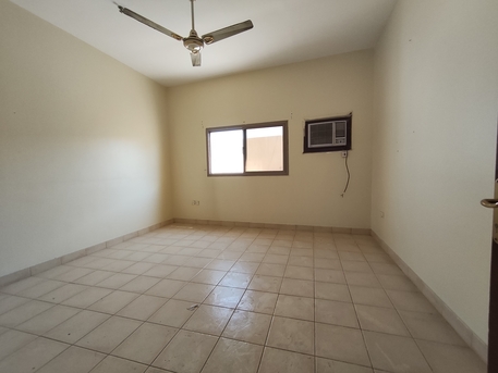 Busaiteen, Apartments/Houses, BHD 140/year,  1 BR,  Busaiteen:- Rooftop Studio Flat On Rent With Unlimited Ewa..