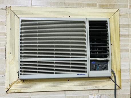 Makkah, Air Conditioners, SAR 580,  Carrier 1.5T  WINDOW AC