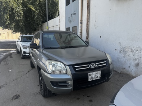 Riyadh, Vehicles, Cars & Trucks , SAR 13000,  Kia Sportage,  2008,  Manual,  235000 KM,