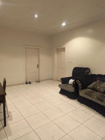 Jeddah, Apartments/Houses, SAR 600/month,  1 BR,  Single Furnished Room Available For Bachelors
