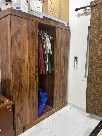 Tubli, Furniture, BHD 15,  3 DOOR CUPBOARD