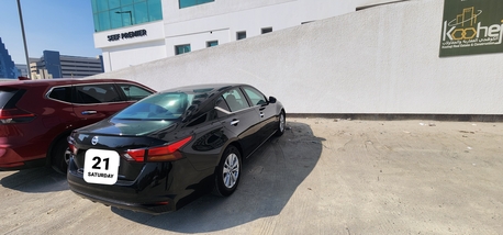Manama, Vehicles, Cars & Trucks , BHD 5000,  Nissan Altima,  2021,  Automatic,  61000 KM,