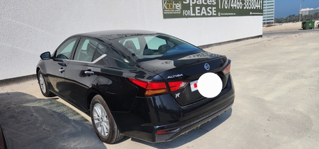 Manama, Vehicles, Cars & Trucks , BHD 5000,  Nissan Altima,  2021,  Automatic,  61000 KM,