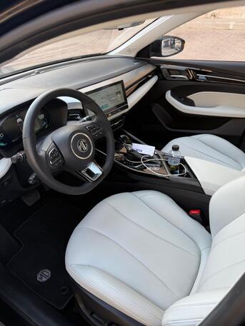 Dammam, Vehicles, Cars & Trucks , SAR 4000,  MG 5,  2025,  Automatic,  13000 KM,    Low Mileage Bank Installment Transfer