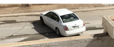 Al Badiah, Vehicles, Cars & Trucks , SAR 15000,  2005 Nissan Altima,  2005,  Manual,  300000 KM,  Waiting To Sale ASAP