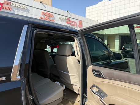 Riyadh, Vehicles, Cars & Trucks , SAR 80000,  Gmc Yukon,  2017,  Automatic,  190000 KM,