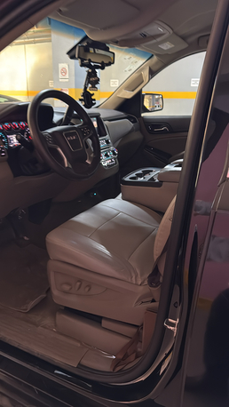 Riyadh, Vehicles, Cars & Trucks , SAR 80000,  Gmc Yukon,  2017,  Automatic,  190000 KM,