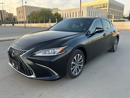 Al Olaya, Vehicles, Cars & Trucks , SAR 169000,  Lexus ES 250,  2024,  Automatic,  13200 KM,  Lexus | Excellent Condition | Low Mileage | Under Warranty