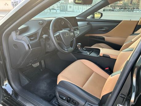Al Olaya, Vehicles, Cars & Trucks , SAR 169000,  Lexus ES 250,  2024,  Automatic,  13200 KM,  Lexus | Excellent Condition | Low Mileage | Under Warranty